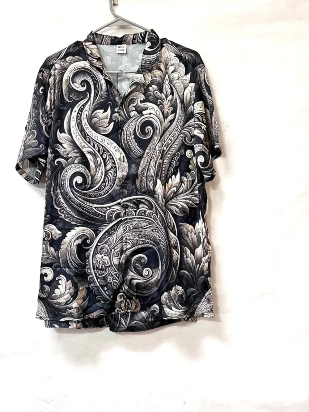 Black Paisley Satin Short Set Shirt loungewear Size large Mens Pajamas Chillwear